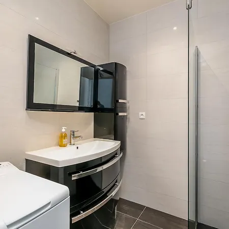 3p Saint Honore Ava144 Cannes